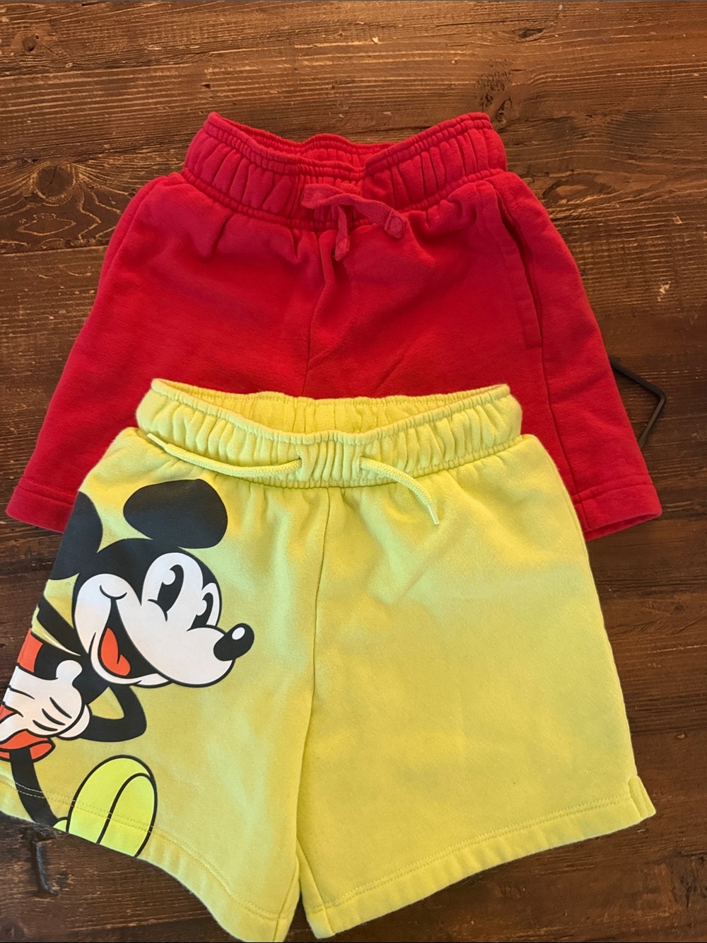 Lot of 2 boys shorts. Size XS/5